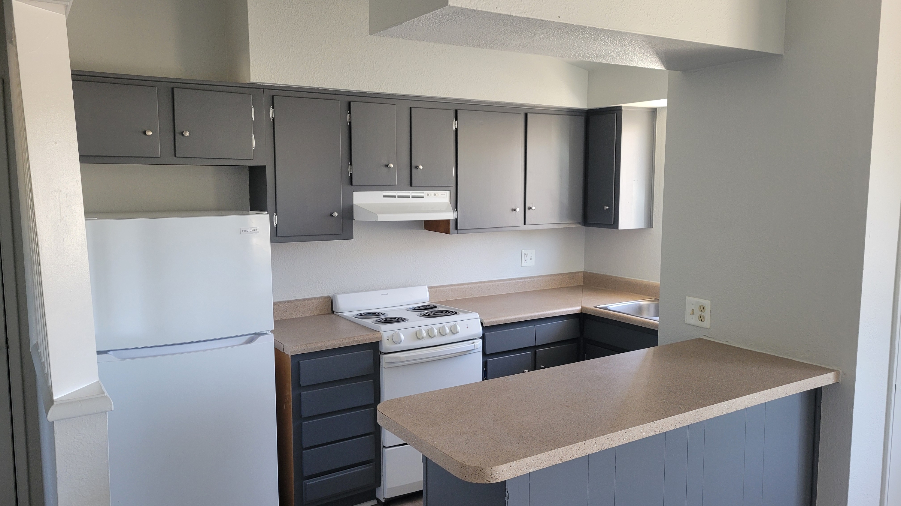 380 West Taylor Drive  -3